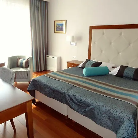 Ruza Appartamento Makarska